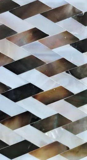 Wave Inlay Mirror: Exquisite Decor for Modern Homes - Image 2