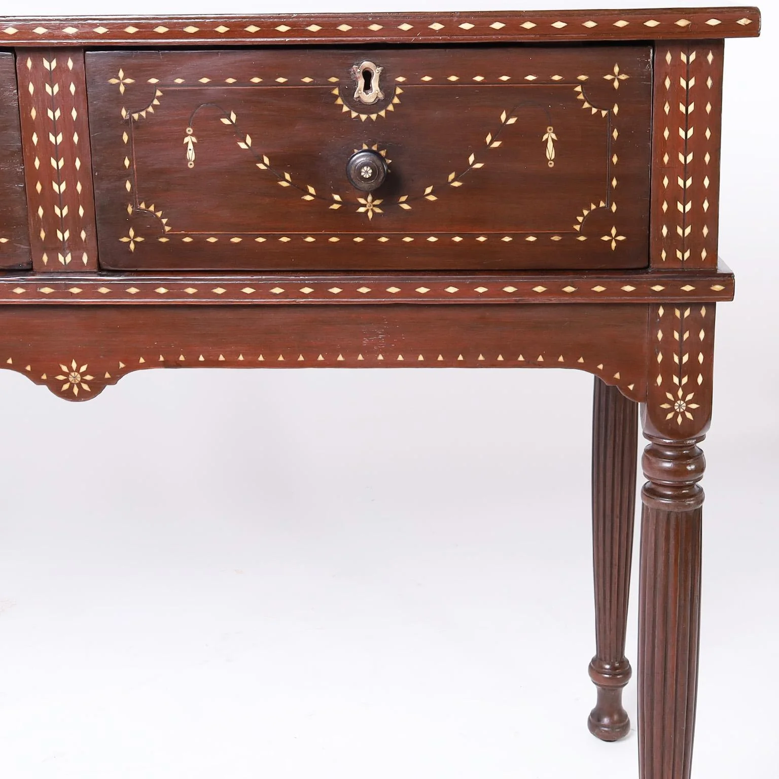 Bone Inlaid Filipino Server or Hunt Board - Image 8