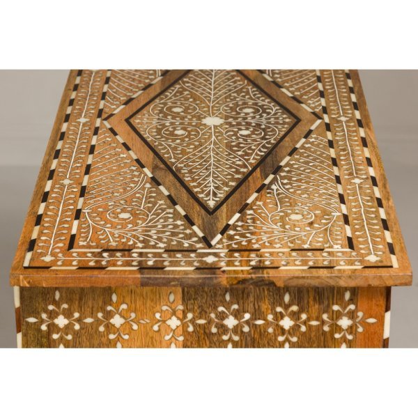 Anglo-Indian Style Mango Wood Four-Drawer Chest with Foliage Themed Bone Inlay - Image 7